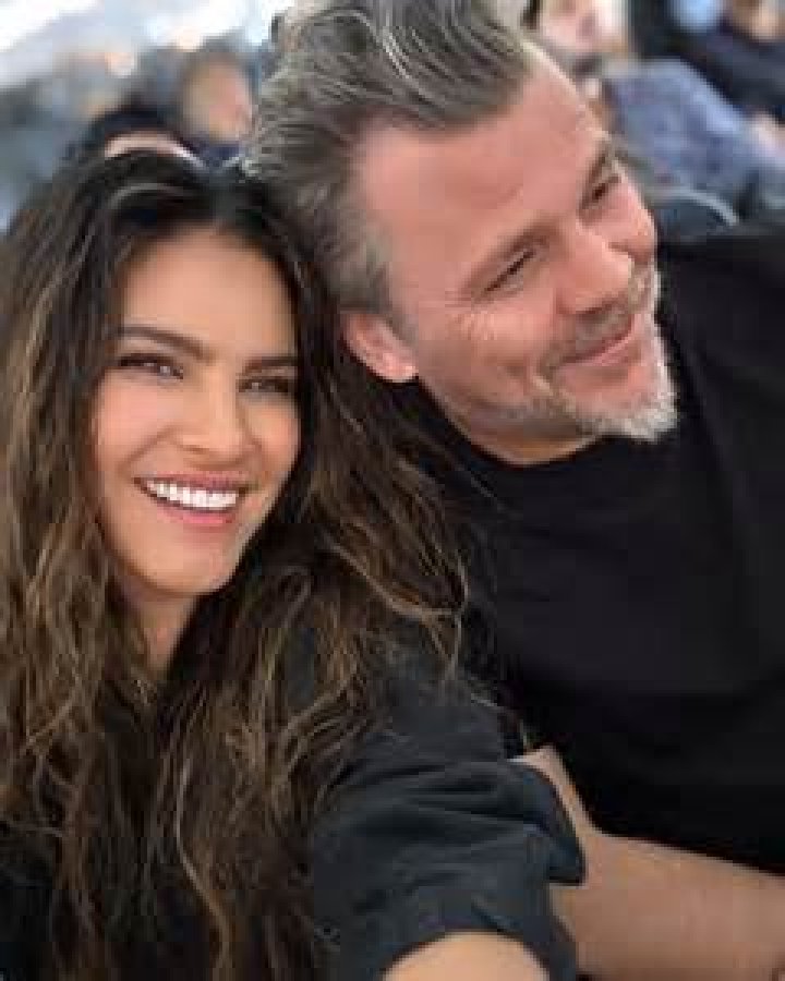 Litzi Botello Wikipedia, Husband, Arm, Age, Dead, Son, Net Worth ·